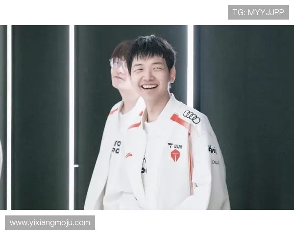 TES展现灵活战术与团队配合夺得世界冠军杯的精彩点评