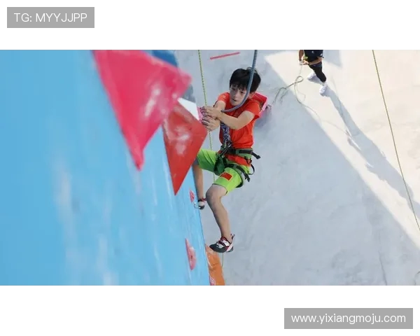 武汉攀岩队在全国攀岩配合排行榜中荣获第九名的佳绩引发关注