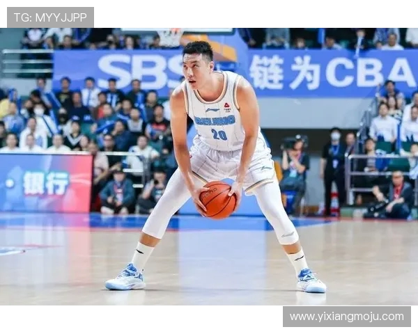 翟晓川:从篮球场上的拼搏到生活中的坚持与成长之路 翟晓川:从篮球场上的拼搏到生活中的坚持与成长之路