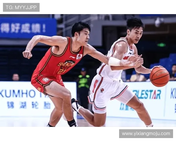 齐麟的崛起与挑战：探索新生代篮球运动员的成长之路与未来展望