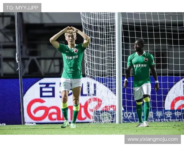 深圳篮球队与重庆篮球队赛后分析：力量对决的精彩瞬间与战术解析